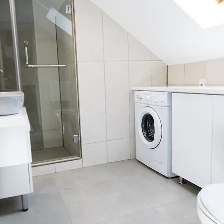 Apro - A Tiny House Experience In The Heart Of The Old Town, Moments Away From The Black Church
