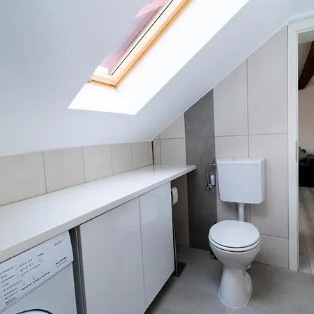 Apro - A Tiny House Experience In The Heart Of The Old Town, Moments Away From The Black Church *
