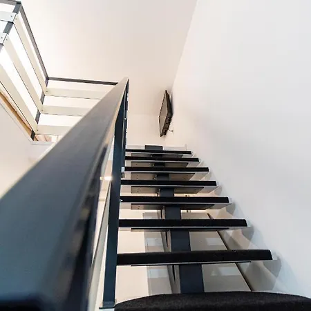 Apro - A Tiny House Experience In The Heart Of The Old Town, Moments Away From The Black Church Apartment Brasov